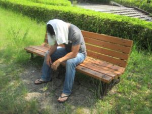 次こそは成功する!転職歴が7回を超えた40代の末路は無職という絶望